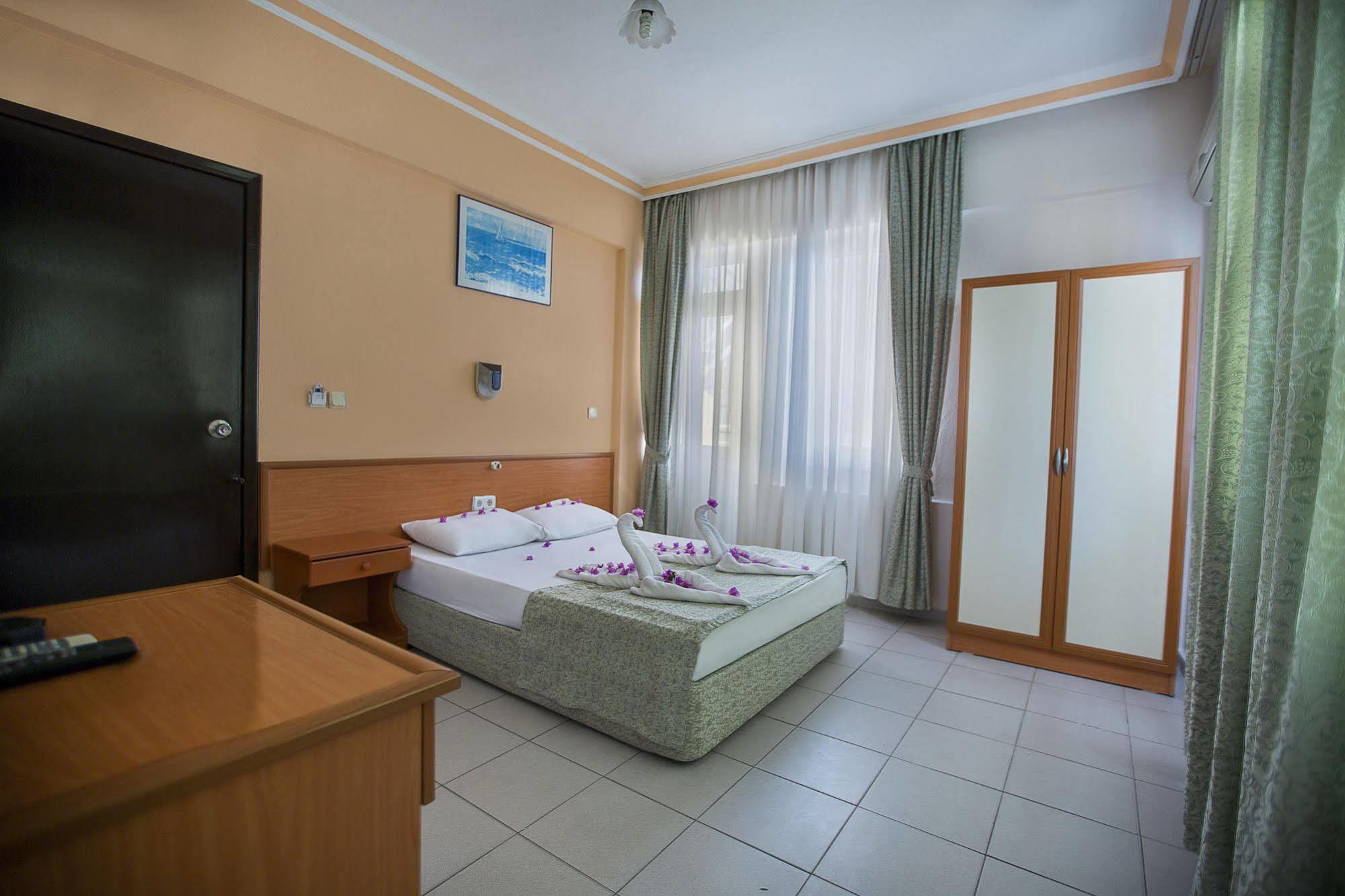 Kleopatra Alis Hotel Alanya Exterior photo