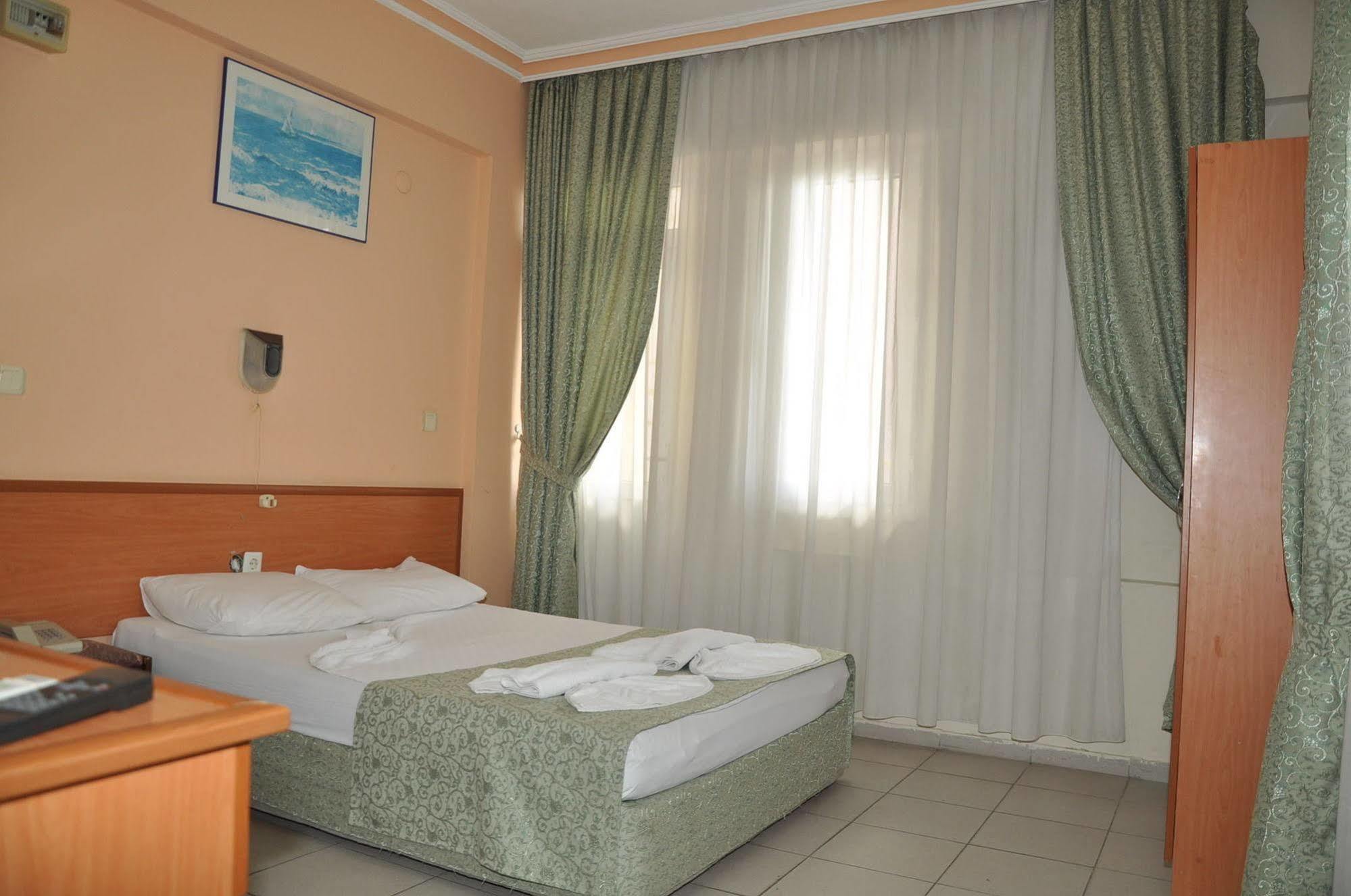 Kleopatra Alis Hotel Alanya Exterior photo